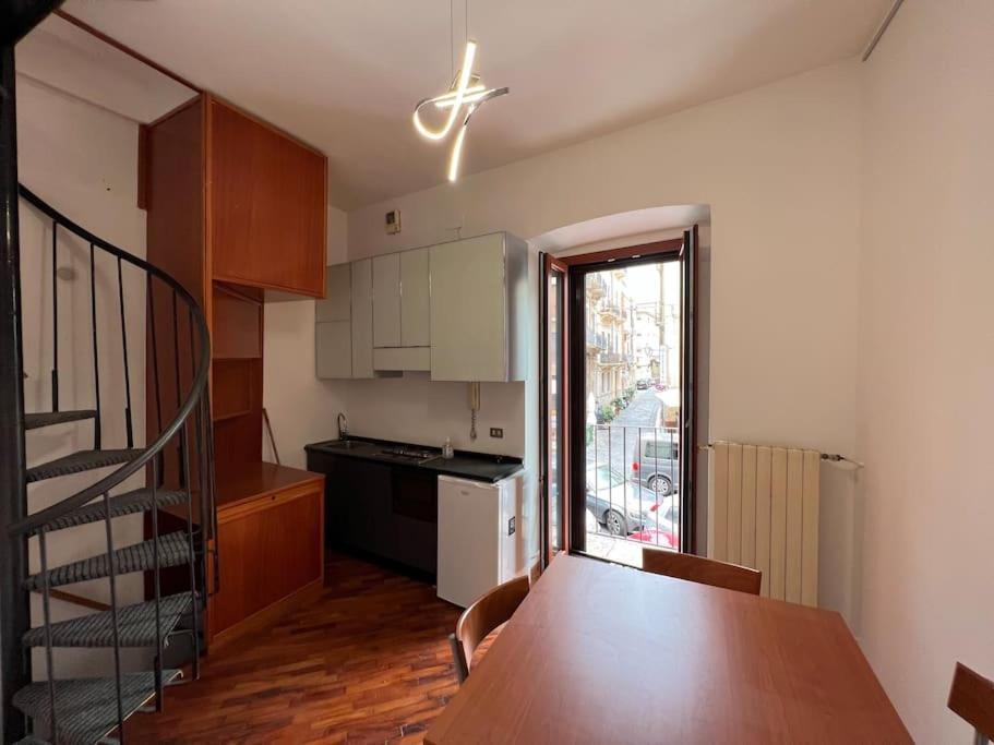 Lovely Maison In The Heart Of Bari Old Town Exterior photo